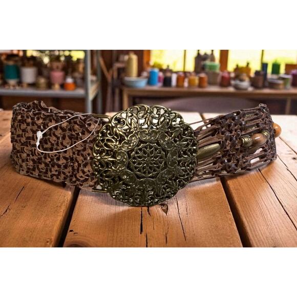 Vtg. Leather Brown Weaved Beaded Hip Hugger Belt Medalion Buckle Hippie Boho - Picture 1 of 9